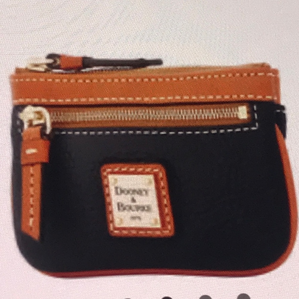 NEW Dooney & Bourke Pebble grain coin case NEW BNWT